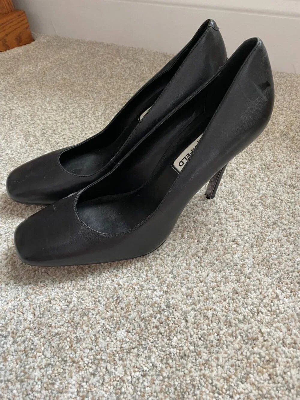 Karl Lagerfeld Women's Square Toe Pump Heels, Black, size 9 EUC